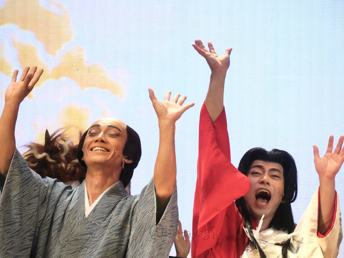 evitoyagi's tweet image. めっちゃ楽しそう😆
4公演しかないの勿体無いー！
舞も落語も芝居もお囃子も、
全て素晴らしい✨

📸名古屋をどり　高橋大輔さん