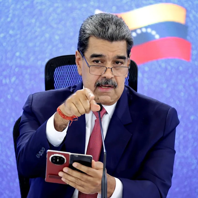 _Gabo_N's tweet image. La izquierda mundial quería el Premio Nobel para uno de los suyos pero sus candidatos eran: 

Un dictador
Un drogadicto
Una sirvienta 
Y una loca pro terrorista.