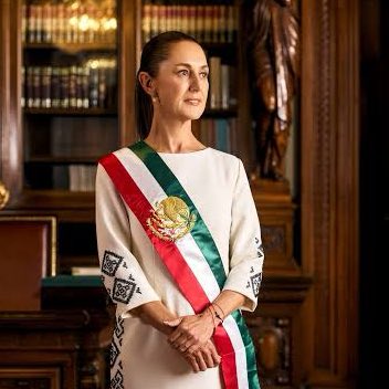 _Gabo_N's tweet image. La izquierda mundial quería el Premio Nobel para uno de los suyos pero sus candidatos eran: 

Un dictador
Un drogadicto
Una sirvienta 
Y una loca pro terrorista.