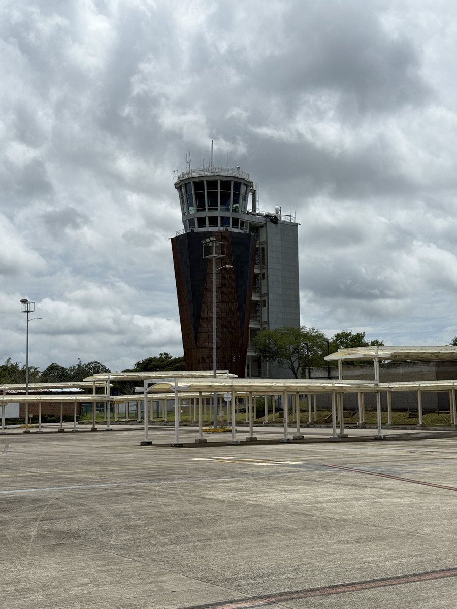 Gabo Pasabordo tweet media