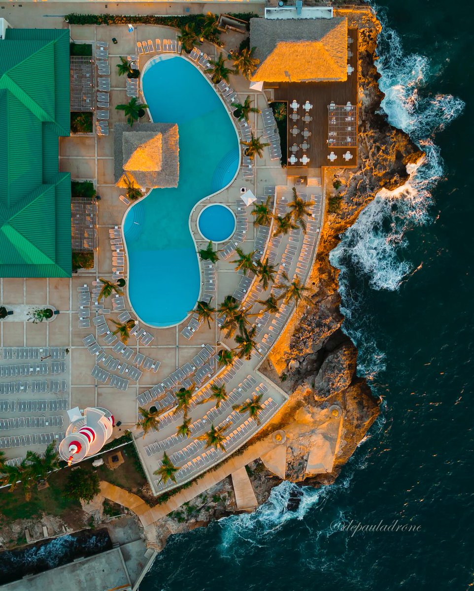 Experience the breathtaking beauty of #LaRomanaPorts and its surroundings! Join us this Saturday for a visual treat that will leave you breathless!

📸 <a href="/depauladrone/">Gelson De Paula Rodriguez</a> 

#laromanacruiseterminal #cruise #caribbeancruise #laromana #bayahibe #caribbean #GoDomRep