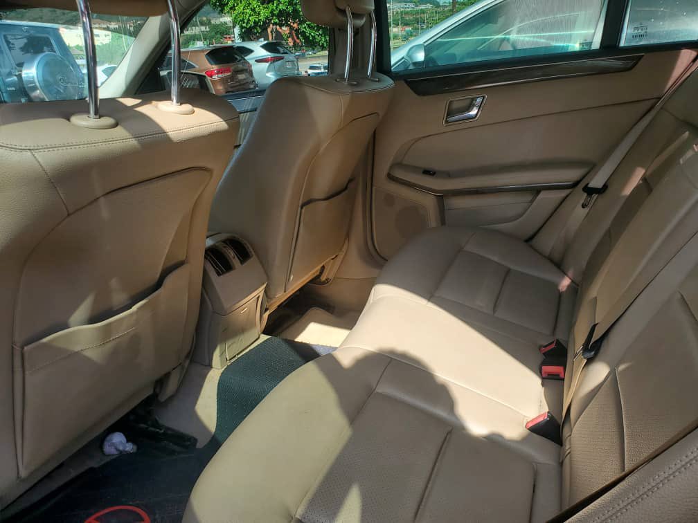 Omar_Automoblie's tweet image. If this pops up on your TL please help retweet 🙏 

MERCEDES BENZ E350 
Extremely clean 
2010 Model 
Original duty ☑️
🏷️8.8m
📍Abuja 
📞 09033519492 

#Portugal #WorldCup #Benz #maryamsanda #AbujaTwitterCommunity #WorldCupQualifiers #AbujaLifestyle