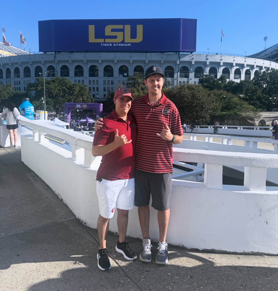 jamesleefrom843's tweet image. We’re in here! #Gamecocks #BeatLSU 🐔🏈🤙