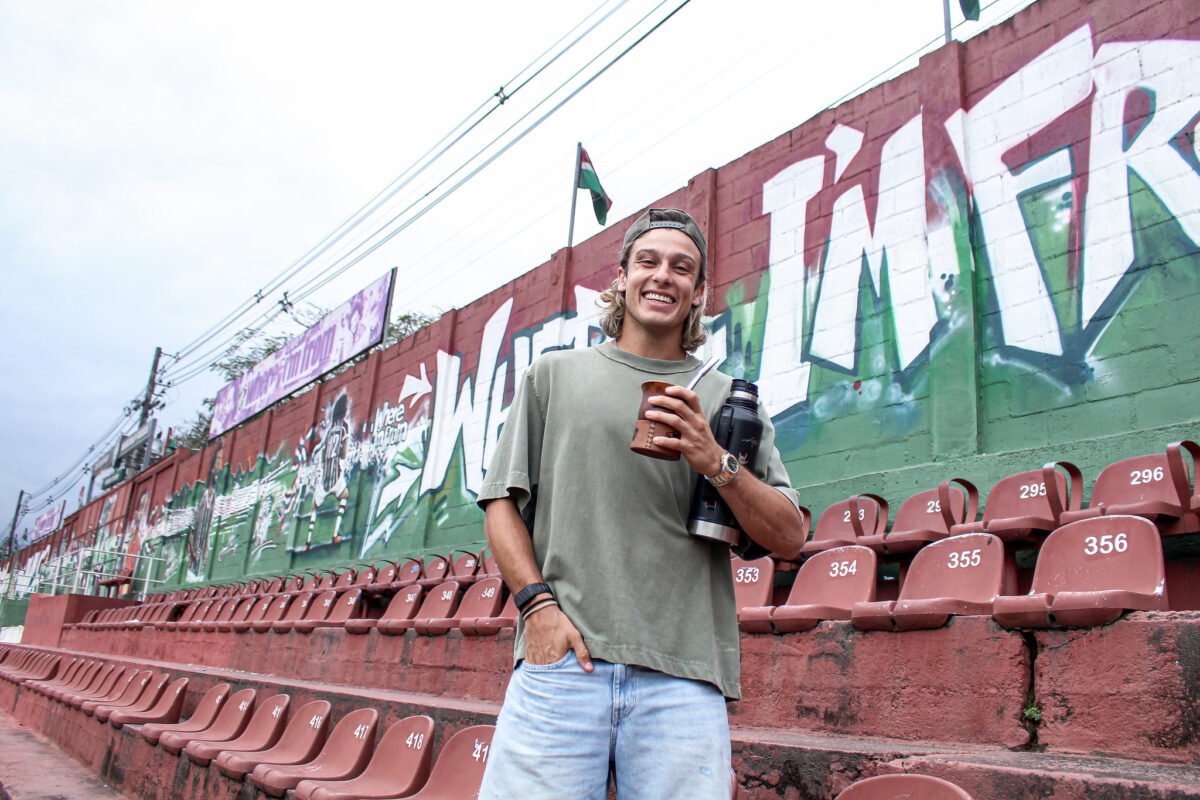 NETFLU's tweet image. Canobbio visita Xerém e rasga elogios à base do Fluminense: “Origem de tudo”
netflu.com.br/canobbio-visit…