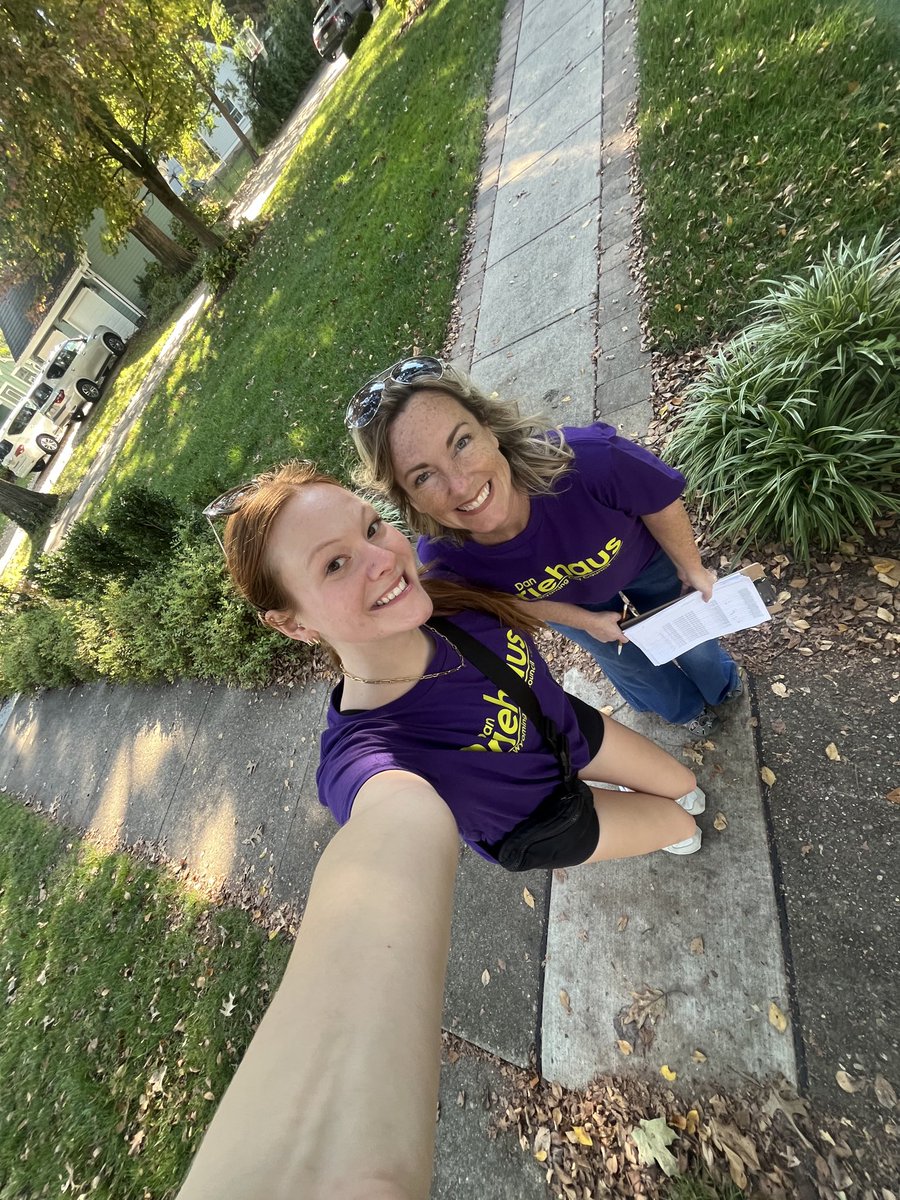 Beautiful day canvassing for Dan Driehaus’s reelection to Wyoming City Council! ☀️ Felt like old times knocking doors with Lilah and Ella and supporting a strong candidates like Dan makes canvassing easy. Always a good day when it’s spent chatting with neighbors 💙