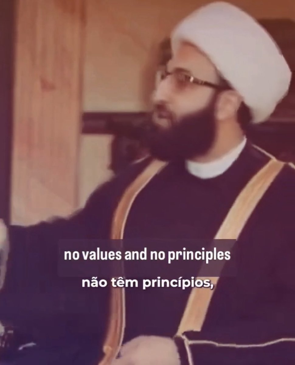 GnosisWolf's tweet image. ☪️ ISLAM INVASION

If you’ve ever wondered why Muslims vote Left and run as Democrats pushing socialism and progressive policy, which they themselves actually detest, this guy comes out and says it.