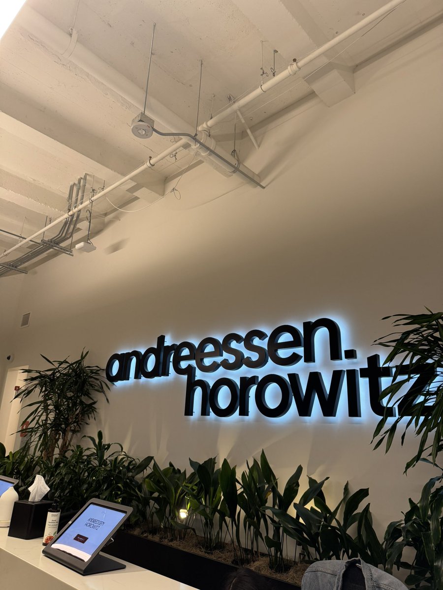 Abbyh0817's tweet image. Great to check out all the new upcoming startups in San Francisco #SFTechWeek @a16z @speedrun