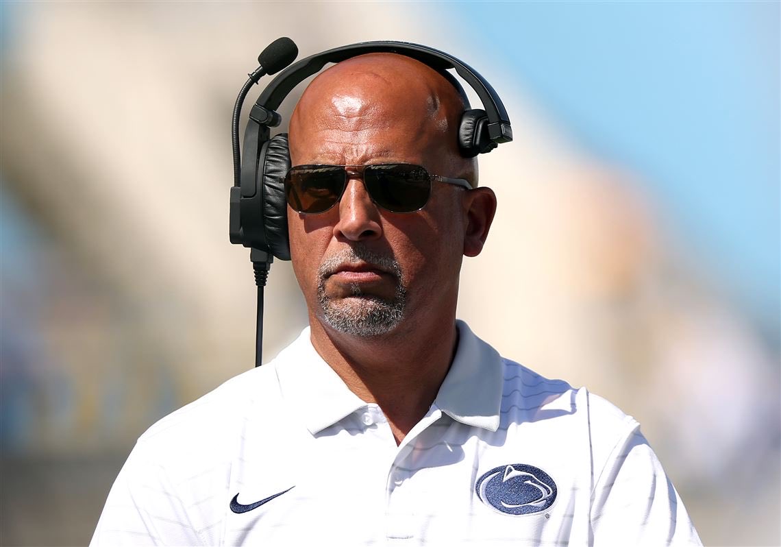 CFBReport's tweet image. Penn State.

#2 Preseason.

They’re 3-3 after today.

Losses to UCLA, NW, and Oregon.

ZERO POWER 4 WINS.

Fire James Franklin, this is TERRIBLE.