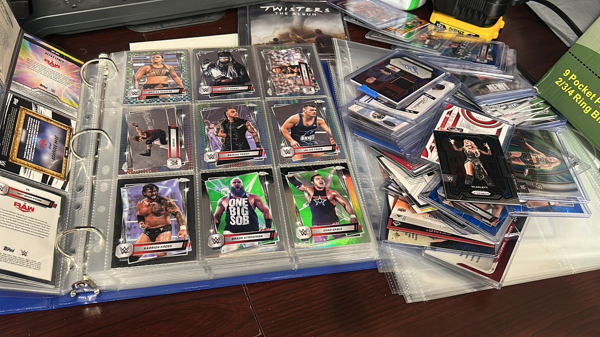 AdamStrachn77's tweet image. Just unearthed the @Lady_Scarlett13 trading card from an uncatalogued stack—score! Thrilled to display it right next to my @realKILLERkross card. I hope that one day I will meet them and get their autograph! 🃏✨

#WWE
#WeWantKross 
#WWECrownJewel