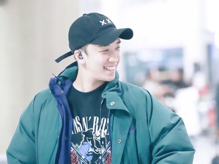 You are my inspiration. Being your fan taught me faith.Ibelieved in love again. With every step I take, I carry your energy with me.TheVVIP spirit will never be silent I found love with a fan who loves you I will always love you and be by yourside#VVIPSelcaDay
<a href="/VVIPforVictoRi/">VVIP international fan group 🐼</a>