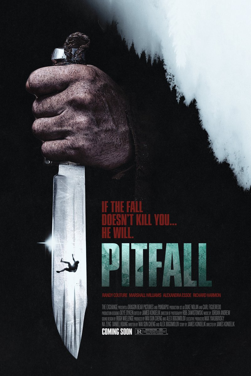 paperjessie's tweet image. Uma vibe fortíssima de slasher dos anos 2000 que esse filme tá passando. Tá me lembrando vários que assisti dessa época. Já tô amando! #Pitfall