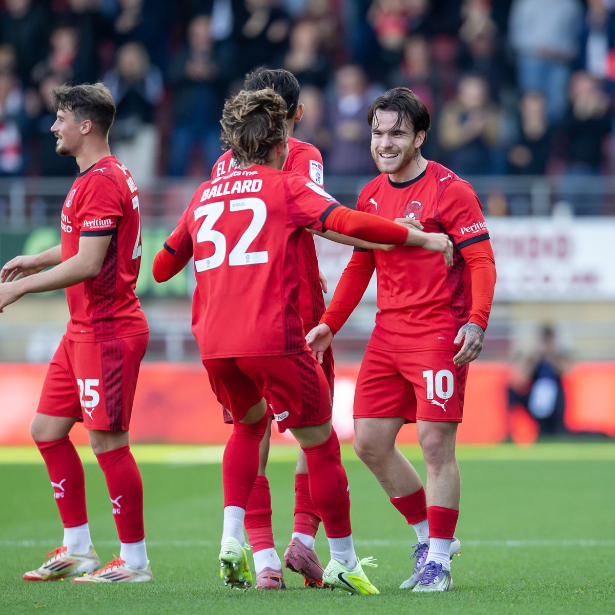 This partnership 🤤

Azza and Dom have both scored in each of our last 3️⃣ league games 🤩

#LOFC #OneOrient
