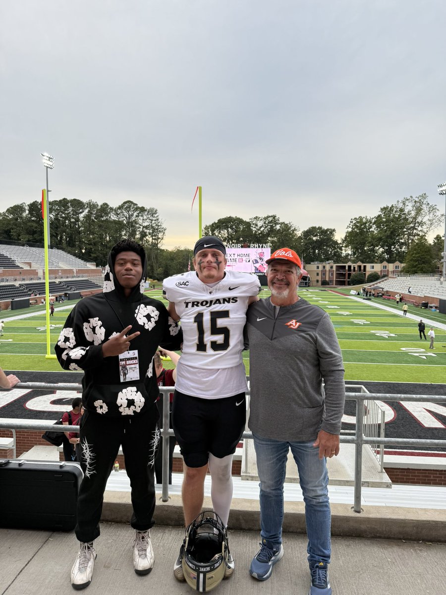 FullerSims4's tweet photo. Great seeing coach Stover and Kam!! And got the W.

@AJ_VolsFootball @AJ_Athletics @Kammcgillonly https://t.co/dpX2oHV4hb