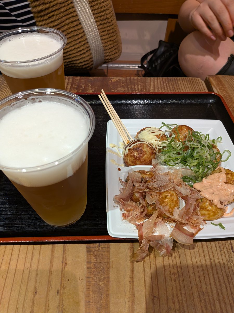 toshibonsuke's tweet image. 皆さん、おはようございます☁️
日曜日!
訳あって、夢洲とかいうところに行ってきます😆
本日も宜しくです👍️
へばっ👊
