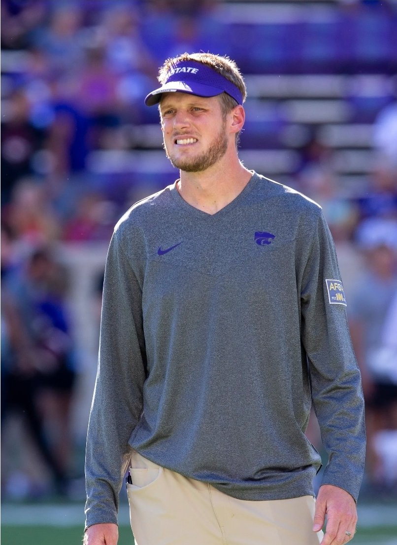 Ostate_Daily's tweet image. Collin Klein as Head, Jim Knowles back as DC. Make Meacham the &quot;Trick Play&quot; coordinator and bring back Kasey Dunn as receivers coach.

This is possible, make it happen! #gopokes #okstate