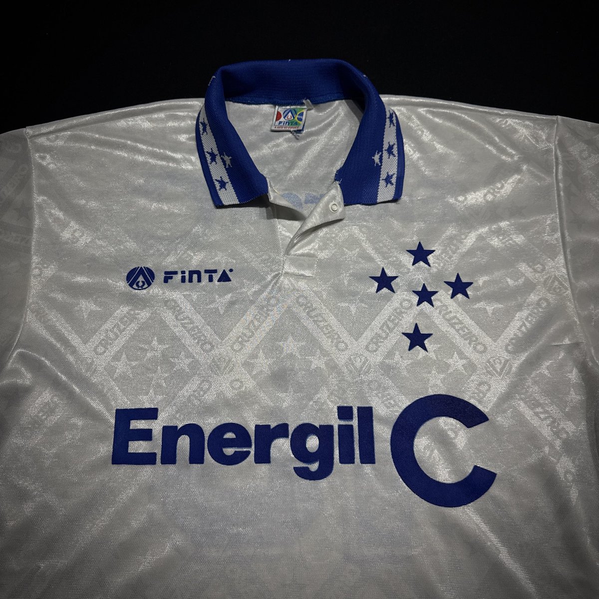CruzeroColecoes's tweet image. Obra de arte datada de 1995.