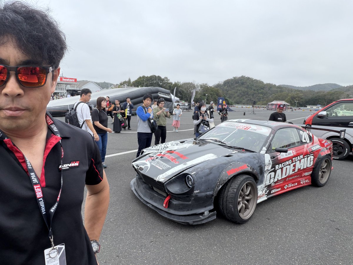 おはようございます！ 今日は上のブースで ファンサの日でいきます