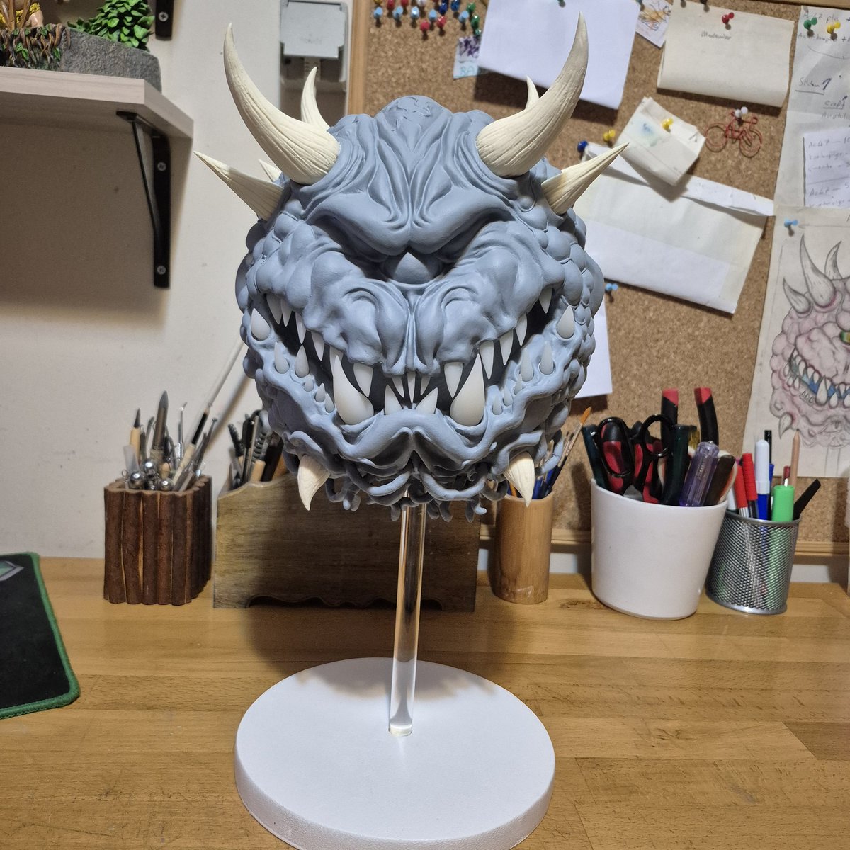 FiguratifEvren's tweet image. Been a long while since I posted about this sculpture…
Finally made some real progress. Cacodemon is ready for paint!
#doom #cacodemon
