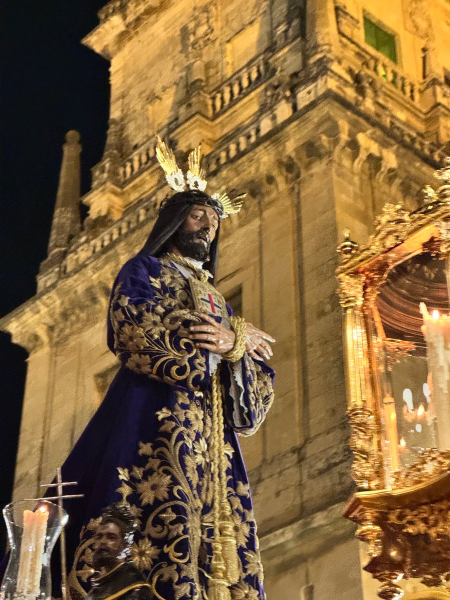samuelespinosa's tweet photo. Continúa Jesús Nazareno Rescatado de Córdoba  #MagnoVCOR25 #MagnaCordoba https://t.co/Im3smzzg1x