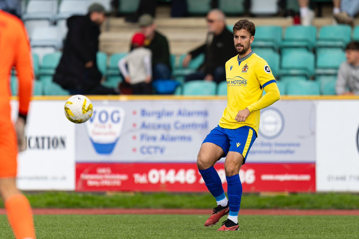 Congrats <a href="/benmargetson8/">Ben Margetson</a> on 50 Barry Town appearances 👏 

📸 FAW