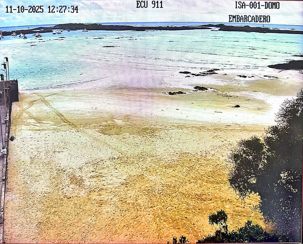 ecu911sambo's tweet image. #Galápagos 

En las playas de #SanCristóbal e #Isabela se mantiene monitoreo permanente de las actividades turísticas, mediante cámaras de #VideovigilanciaECU911. 

#ECU911BrindaSeguridadIntegral