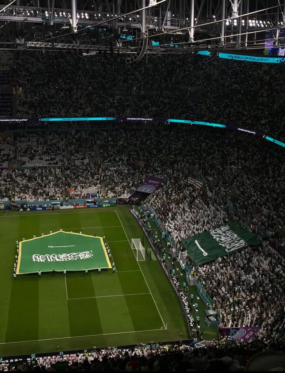 مباراة وحده تفصلنا على المونديال يارب توفق منتخبنا 💚 💚 
 #رجعتنا_تهز_الملعب