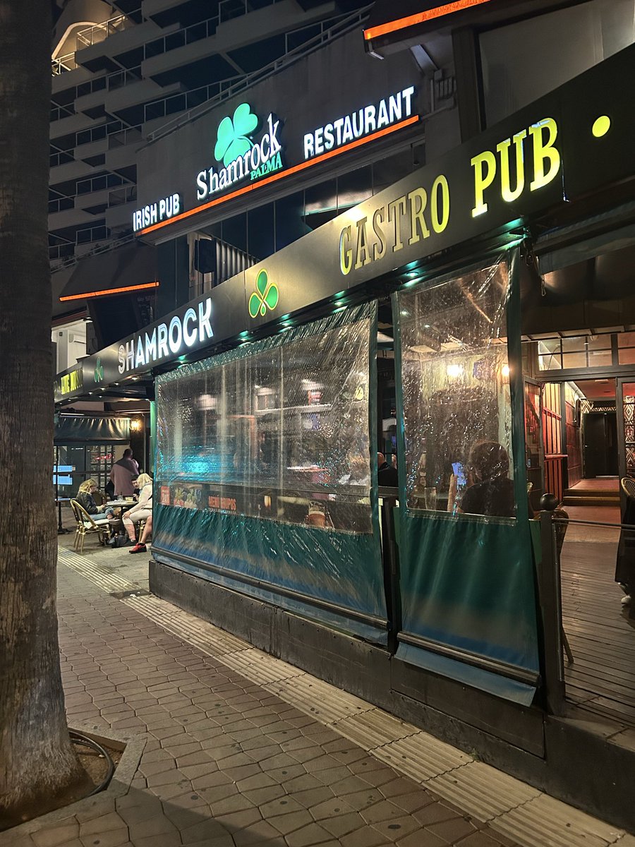 jamesfahey15's tweet image. 🎵And wherever you go around the world you’ll find an Irish Bar 🎵