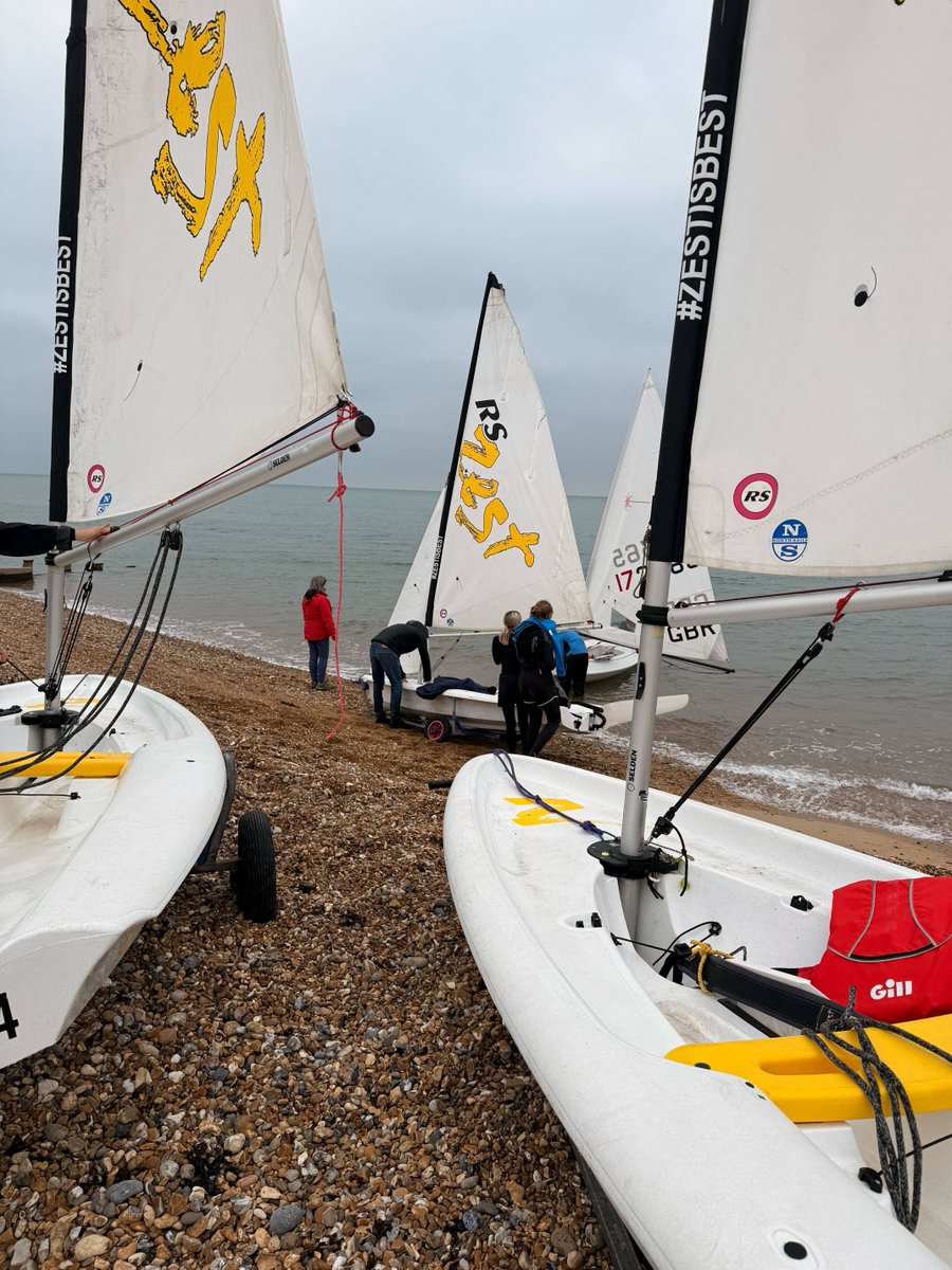 Buzz Active tweet media