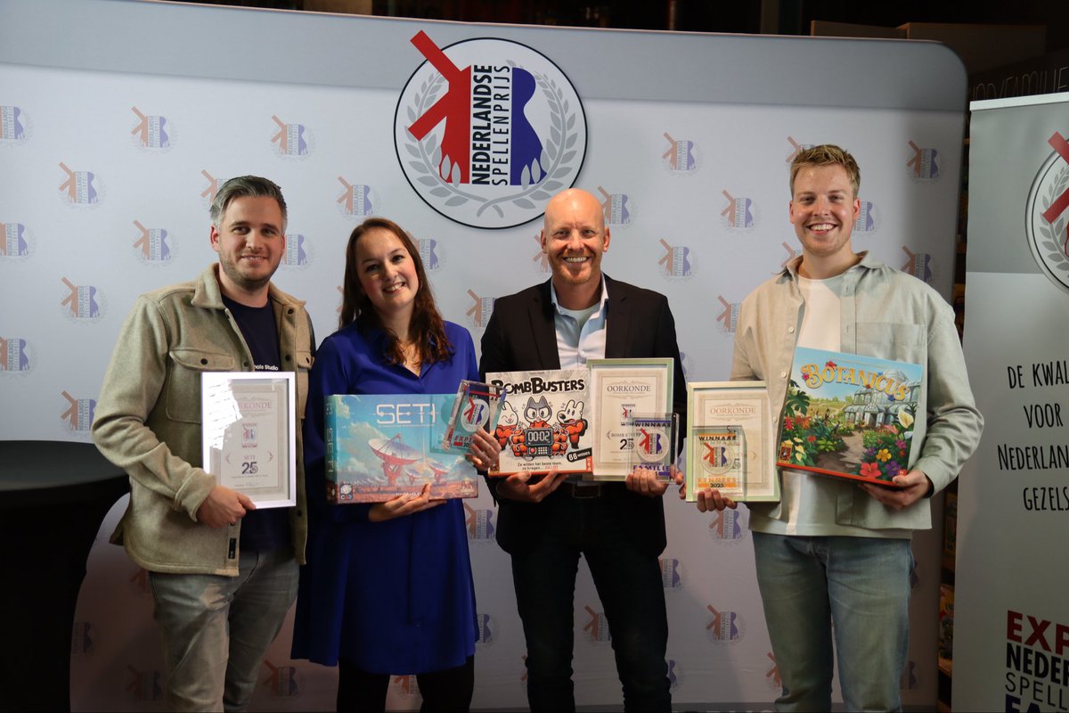 Vandaag zijn de winnaars van de Nederlandse Spellenprijs 2025 bekendgemaakt: bordspeler.nl/nederlandse-sp…