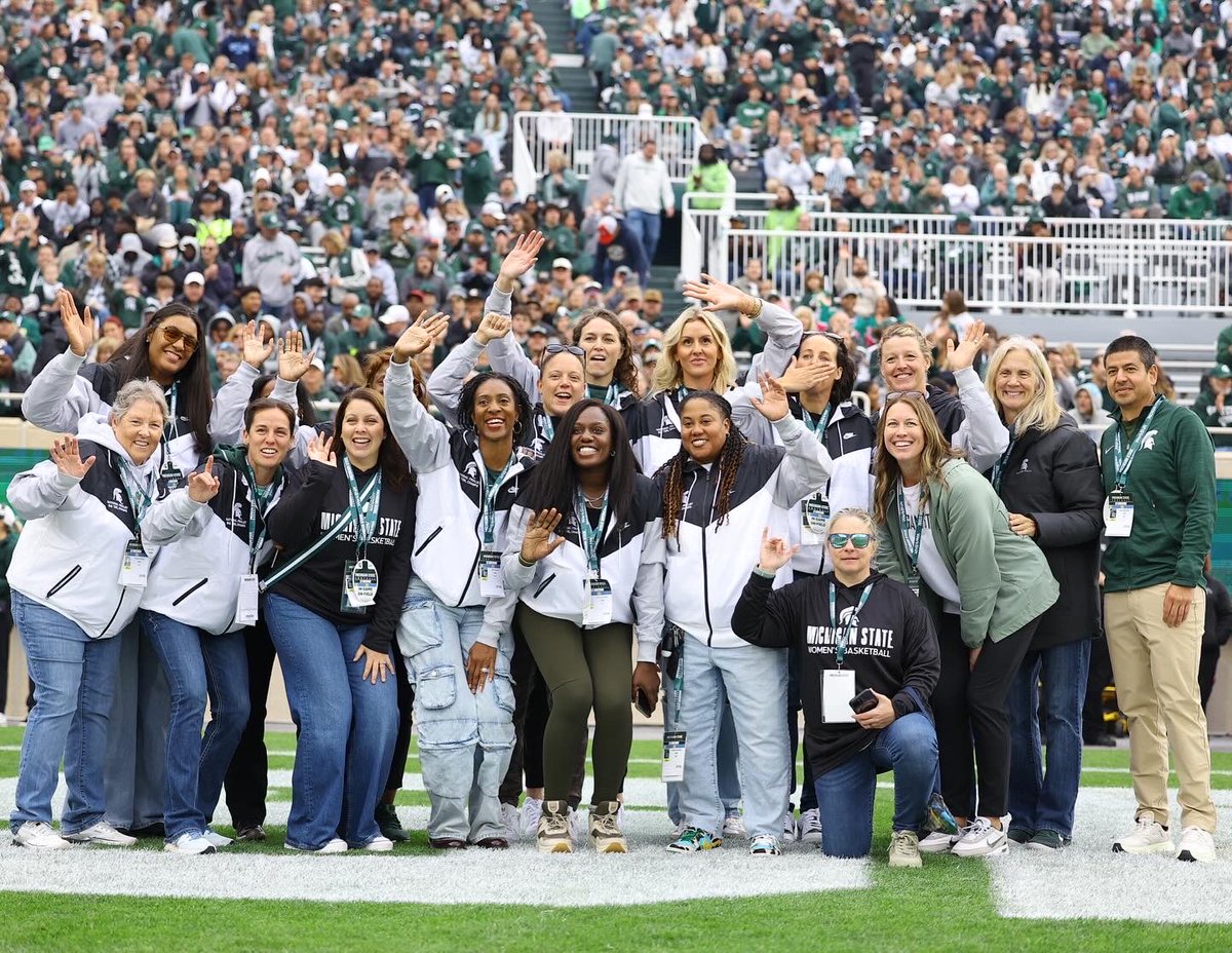 MSU_WBasketball's tweet image. Honoring our 2004-05 National Runner-Ups🏅✨