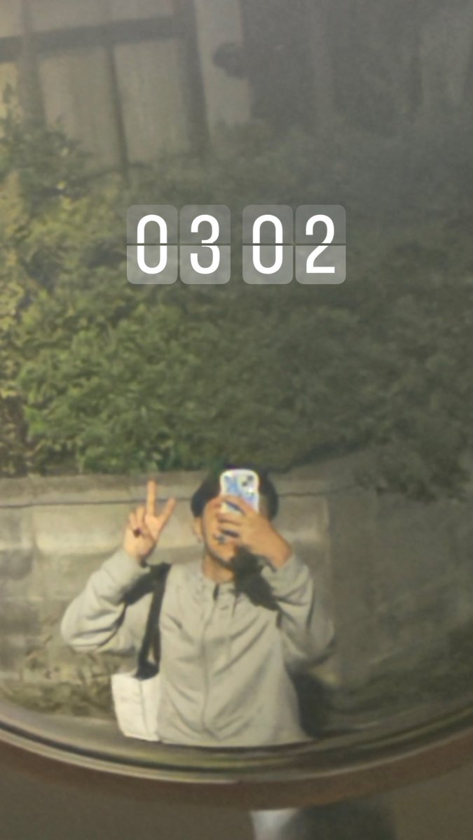 今日も🏮🍻バイト→🏮🍻バ先の人と🍜→🏘🚗³₃→🛁→▓▓‹¦) (2025/10/12 03:55:13)