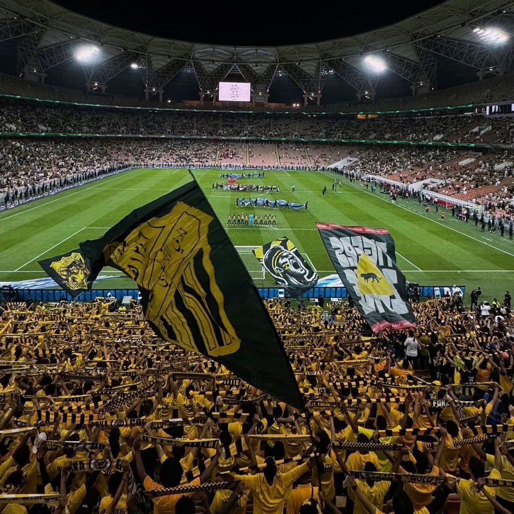 kn_11g's tweet image. 💛☝🏼.