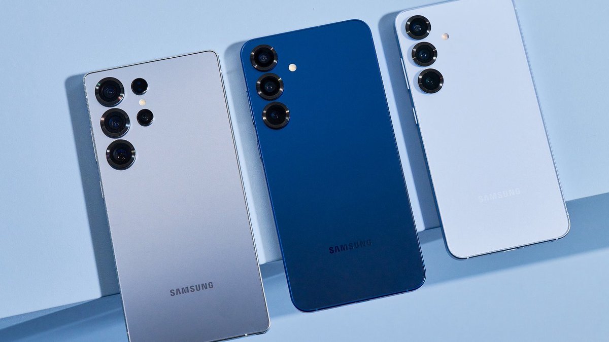 From Navy to Green, Samsung has used some beautiful colors on their phones 

Which one would you like to see be the flagship color for the 2026 Galaxy lineup?