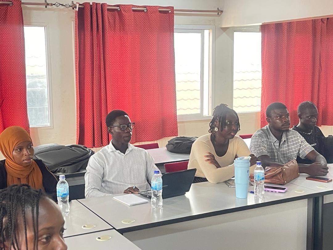 GambiaNYP's tweet image. In another important event, NYP joined a Focus Group Discussion on Transitional Justice, coordinated by CRPD.

Eight NYP parliamentarians represented youth voices, discussing trust, reconciliation, and peacebuilding for a stronger Gambia.

#NYPTheGambia #TransitionalJustice
