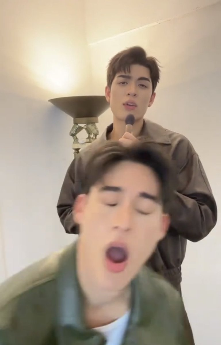 BATTVERONE's tweet image. โอเค ตื่นมาปั่นต่อก็ได้ มีเด็กดื้อเกิ๊น คนพี่ก็อย่างหล่อ

JOSSGAWIN IN BRAZIL

#JG1STFMINBRAZIL
#JOSSGAWIN1stUSLATAMTour