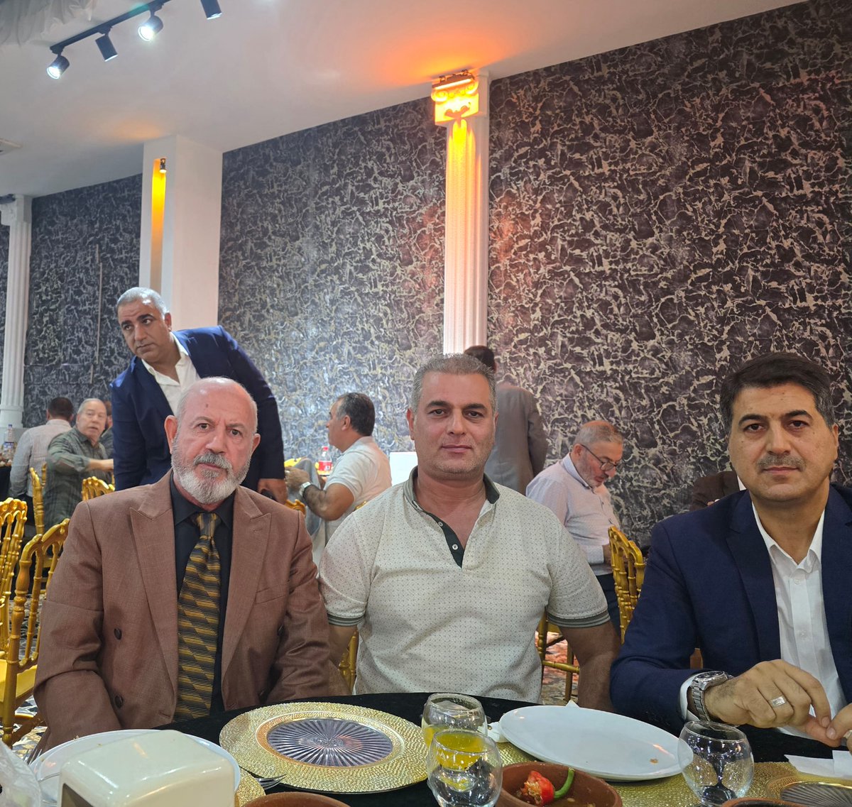 Değerli abimiz,iş insanı Mehmet Sadık SADE (<a href="/sadiksade1563/">M.Sadık SADE 🇹🇷</a> ) 'nin kıymetli evladının kutlu düğününe katıldık. Değerli yeğenlerimize bir ömür boyu hayırlar ve mutluluklar niyaz ederiz. 
<a href="/myasarbayat/">Mehmet Yaşar Bayat</a>