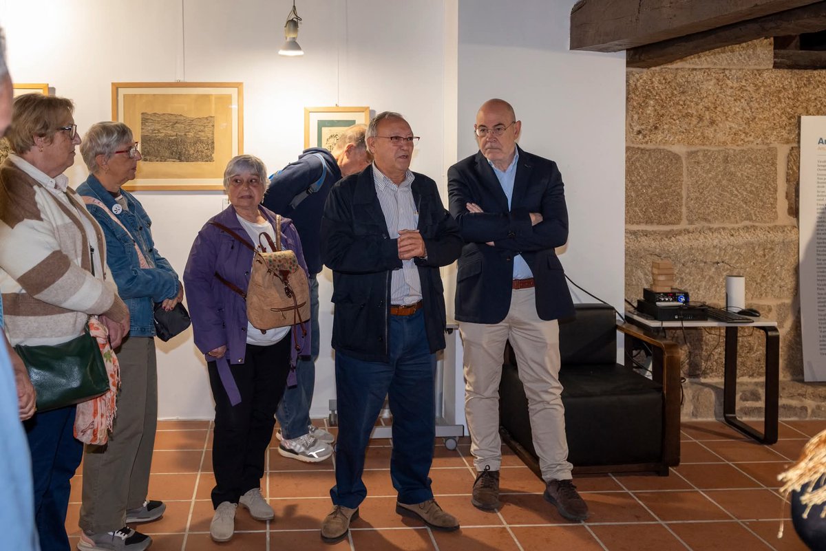 Fundaciรณn Vicente Risco ๐ฐ (@fvicenterisco) on Twitter photo A casa quedรณusenos pequena ๐ para acoller a tantas persoas que quixeron compartir connosco a inauguraciรณn da exposiciรณn permanente โ๐๐ข๐๐๐ง๐ญ๐ ๐๐ข๐ฌ๐๐จ ๐ ๐๐๐ง๐ข๐๐ฅ ๐๐๐ฌ๐ญ๐๐ฅ๐๐จ: ๐๐๐ฅ๐ข๐ณ๐ ๐๐จ๐ฆ๐จ ๐ฉ๐ซ๐จ๐ฑ๐๐๐ญ๐จ ๐ฏ๐ข๐ญ๐๐ฅโ๐จโจ
Grazas de corazรณn ๐ค๐ ๐ค A casa quedรณusenos pequena ๐ para acoller a tantas persoas que quixeron compartir connosco a inauguraciรณn da exposiciรณn permanente โ๐๐ข๐๐๐ง๐ญ๐ ๐๐ข๐ฌ๐๐จ ๐ ๐๐๐ง๐ข๐๐ฅ ๐๐๐ฌ๐ญ๐๐ฅ๐๐จ: ๐๐๐ฅ๐ข๐ณ๐ ๐๐จ๐ฆ๐จ ๐ฉ๐ซ๐จ๐ฑ๐๐๐ญ๐จ ๐ฏ๐ข๐ญ๐๐ฅโ๐จโจ
Grazas de corazรณn ๐ค๐ ๐ค