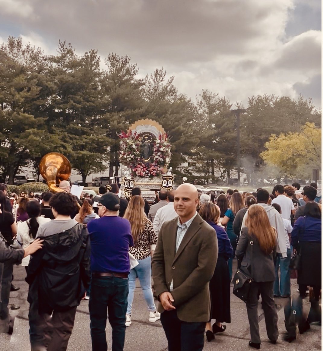 MarguliesNorma's tweet image. A powerful statement of solidarity &amp;amp; interfaith union: today ⁦@Junaid4VA⁩ joined Sterling #Peruvian 🇵🇪 Señor de los Milagros procession. ⁦@LoudounTimes⁩ ⁦@InsideNoVA⁩ ⁦@washingtonpost⁩ ⁦@nbcwashington⁩ ⁦@NBCLatino⁩ ⁦⁦@mediosperuanos⁩
