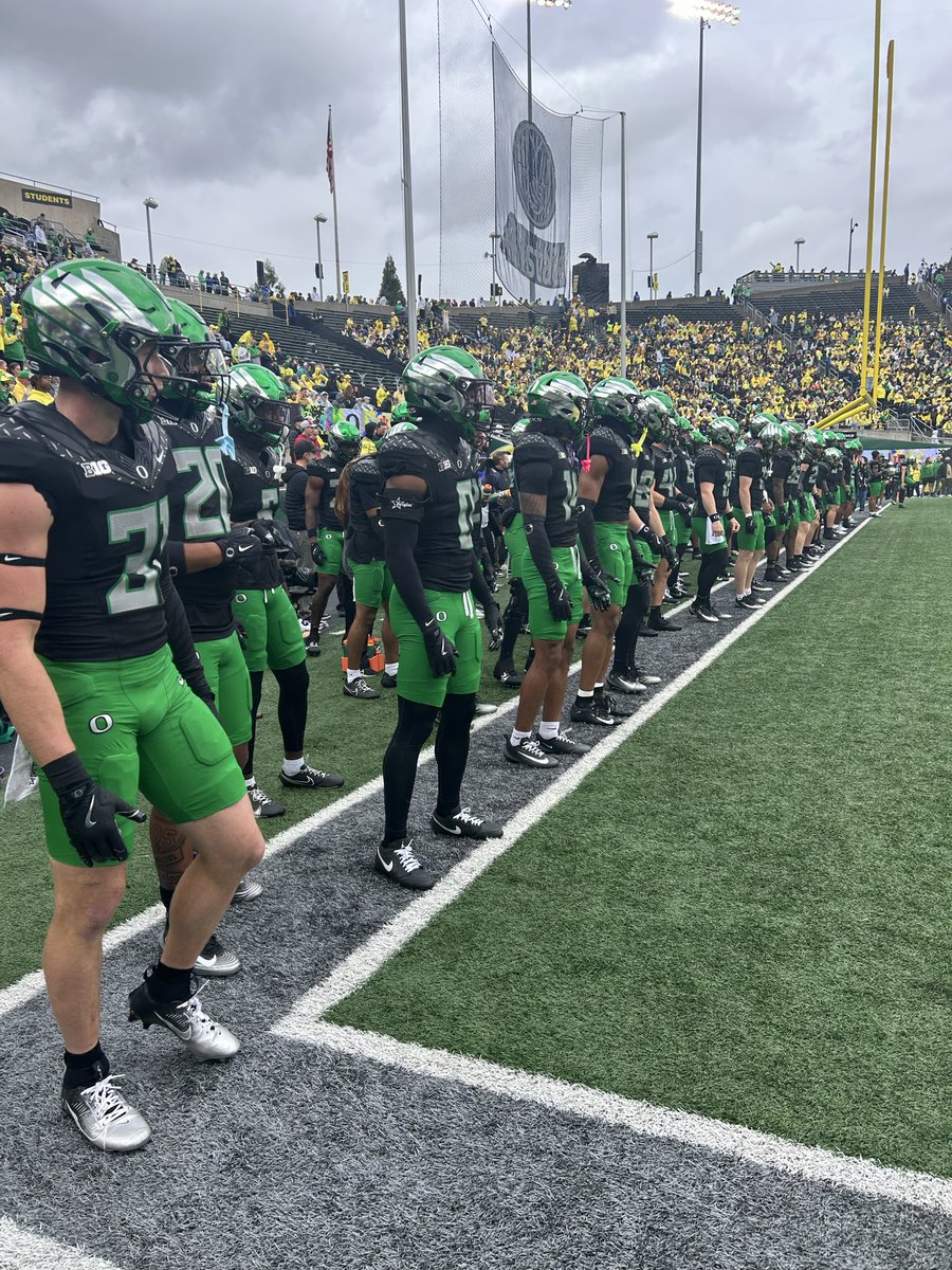 poohwasson33's tweet image. Uniform update from the field. #GoDucks