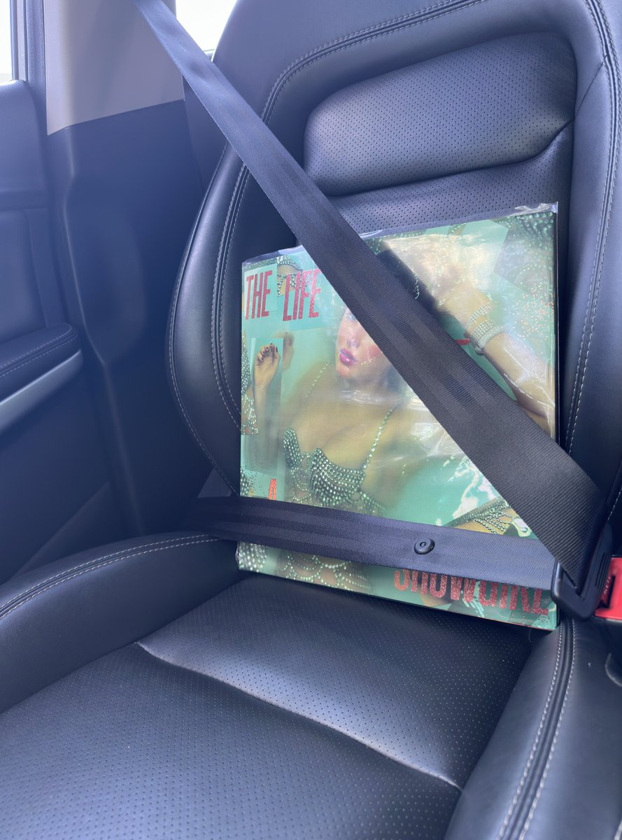 tio_victor_'s tweet image. I protect the family