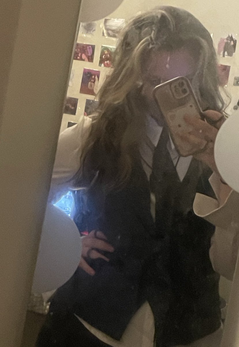 For Halloween I’m going as ME.

Mrsamnesia suit arrived