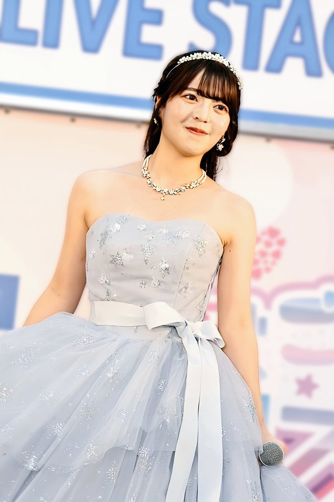 T___Tdb's tweet image. 2025.10.11
バーチャル大阪駅4.u×ご当地アイドル
秋の大文化祭！ 
JR大阪駅 時空(とき)の広場・特設ステージ

June bride
清宮羽花 さん

#清宮羽花
#うっかり好きになっちゃうか
#Junebride
#ジュンブラ
#ビバフォト
