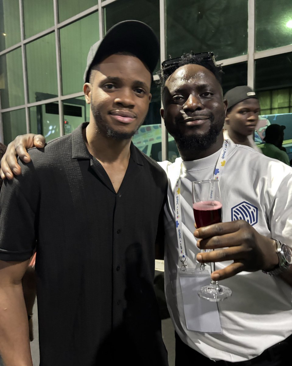 ELVIS ⭕️ tweet media