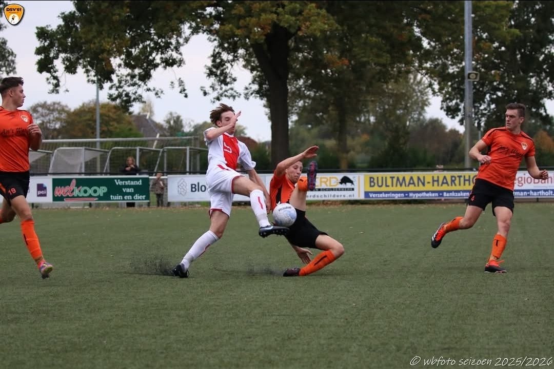 WilfredWboon's tweet photo. Fotoverslag van de wedstrijd @vvOene  @dsv61  online op https://t.co/RpTjdwuph4  @geldersvoetbal https://t.co/OKVfB5nFhy