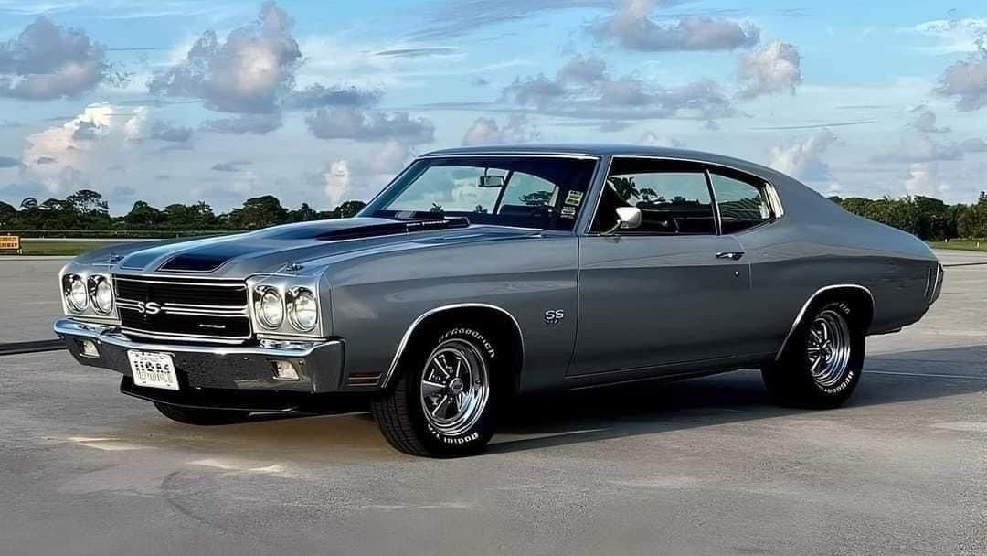 *
* *
Would you Drive it , , , or Sell it ? ? ?  🤔

..~SS~..     🧐