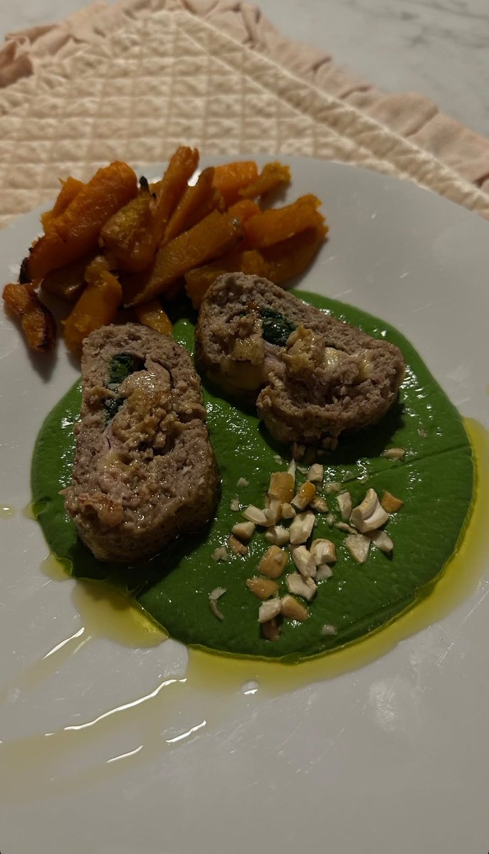 LauraAnnunz92's tweet image. Bravo Pier chef buona cena ❤️ #pierpaolopretelli  #prelemi
