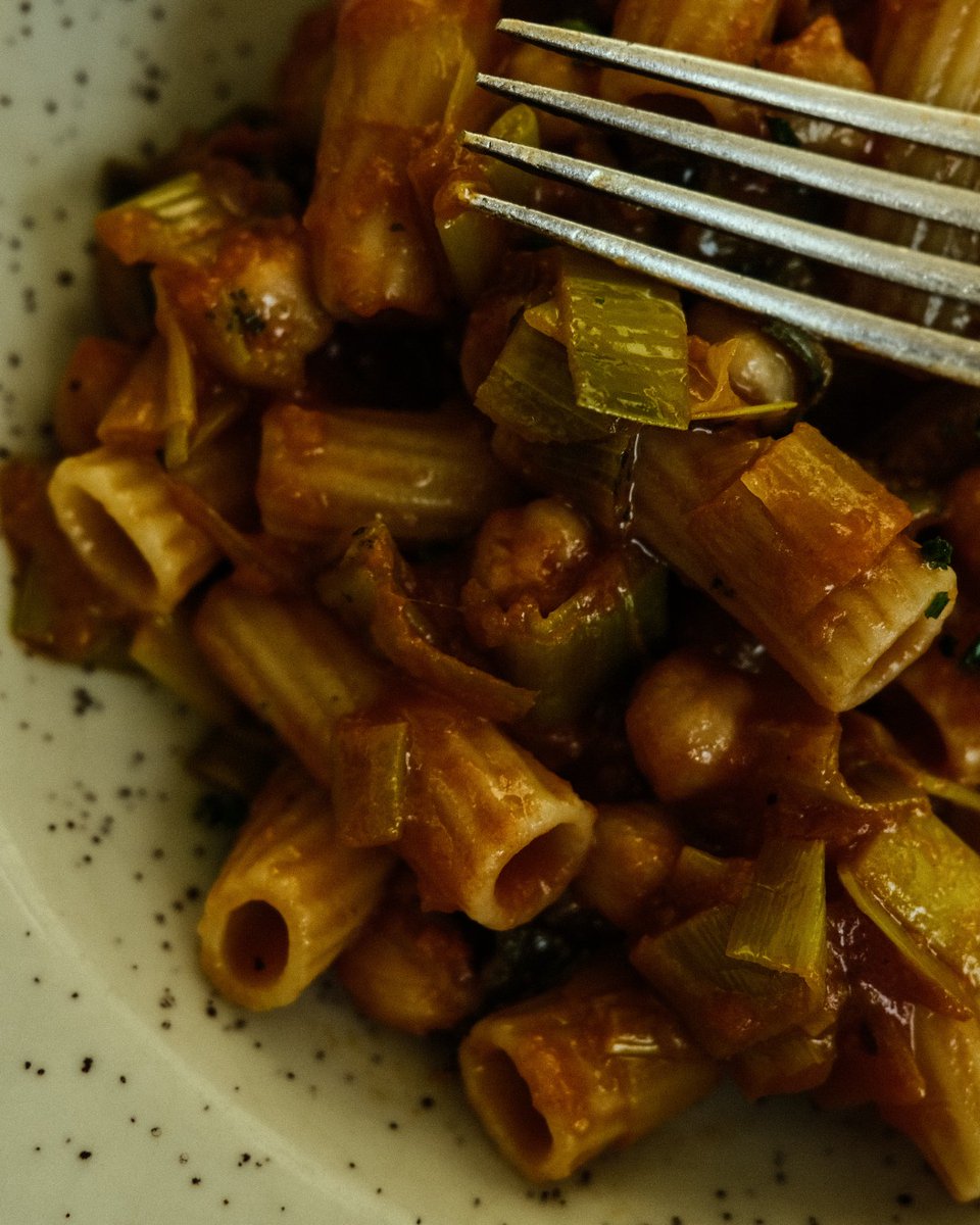 Alpine clarity in a glass.

Thank you to Fran Endicott Miller and JustLuxe for spotlighting Alto Adige in “10 Reasons to Visit Italy’s Alto Adige Wine Region” and for naming Cantina Girlan among the standouts. 

Girlan’s precision and freshness capture the spirit of the Dolomites