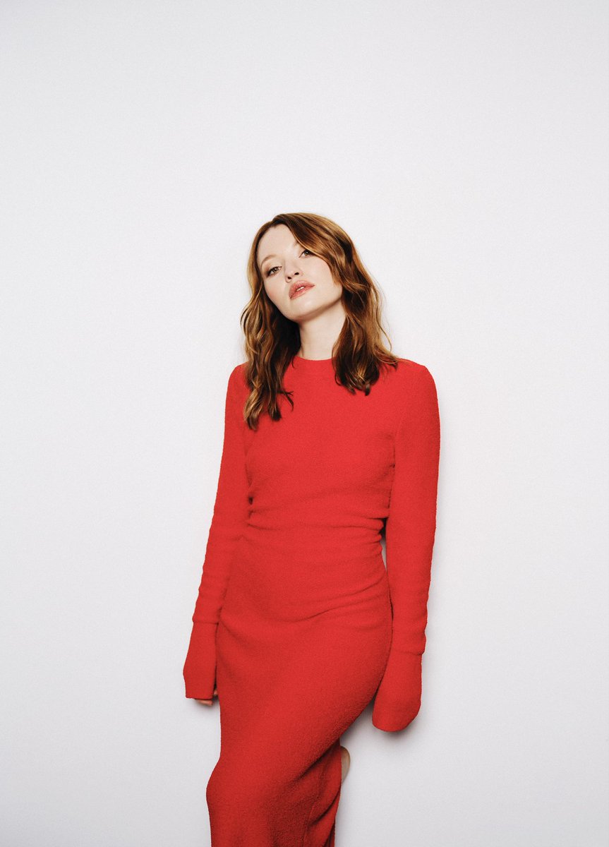 Emily Browning Fan tweet media