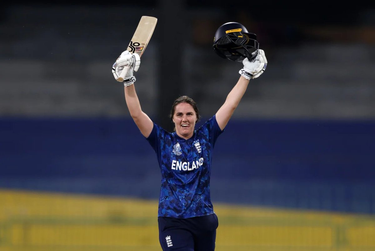 _hypocaust's tweet image. Players who have scored a century, taken 2 or more wickets, and taken at least one catch in a Women&apos;s Cricket World Cup match:

Enid Bakewell (ENG)
118 &amp;amp; 2-28, ct1 v AUS, 1973

Nat Sciver-Brunt (ENG)
117 &amp;amp; 2-25, ct1 v SL, today

#CWC25
