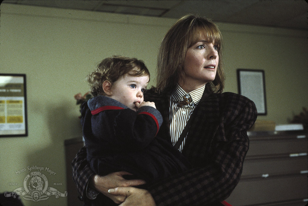 KerriOlorcain's tweet image. No way not  Diane keaton... 🙁
Baby boom was the first film i ever watched &amp;amp; still do. 

Im gonna miss this lady .. r.i.p 🕊💚
#dianekeaton